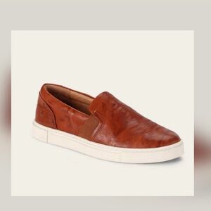 Frye Ivy Slip On’s